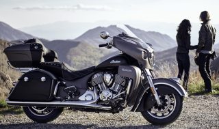 Research 2019
                  INDIAN MOTORCYCLE Chief Roadmaster pictures, prices and reviews