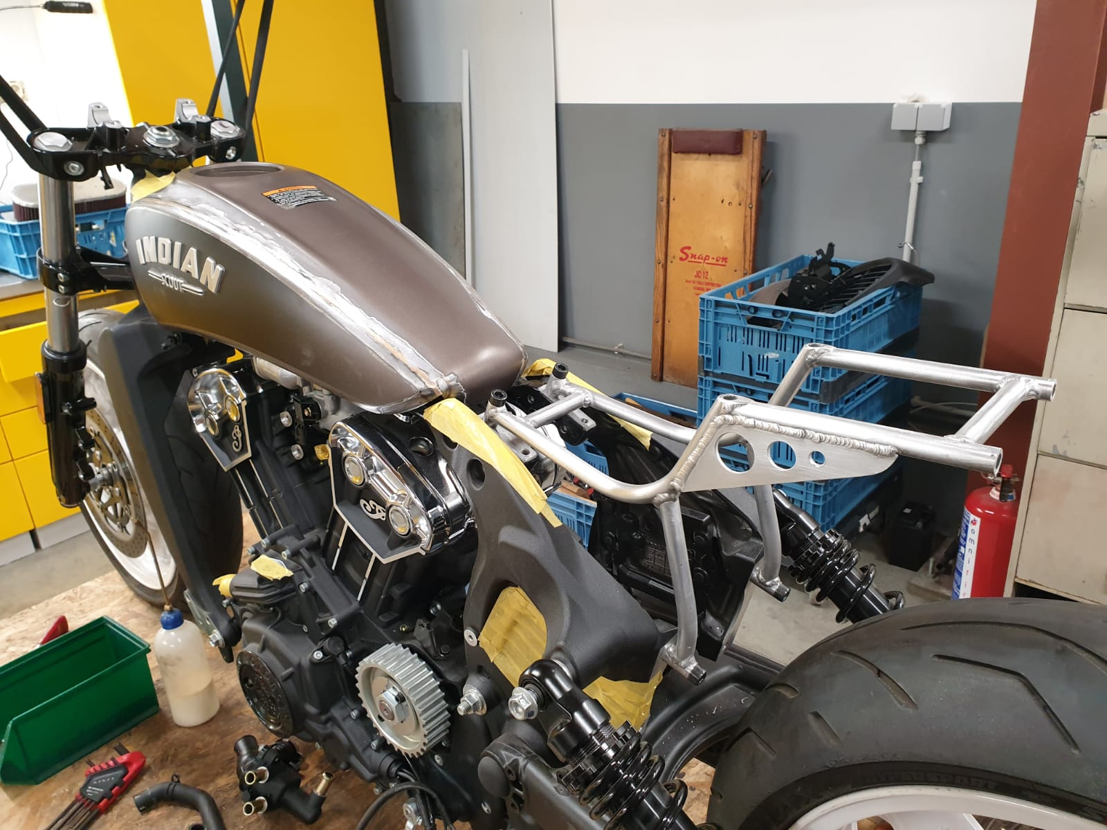 Indian Scout Bobber to be transformed into Sultans of Sprint racer