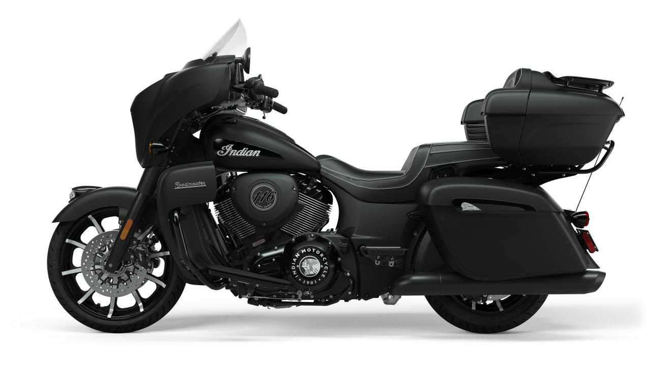 2021 Roadmaster Dark Horse | Indian Motorcycle Media EMEA