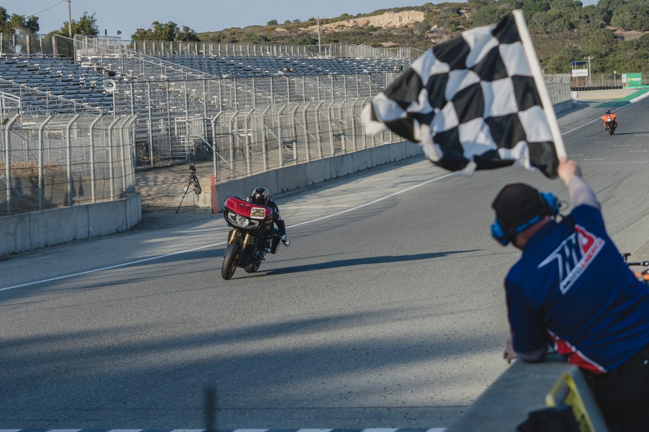 King of the Baggers – Uma corrida insólita em Laguna Seca - Indian -  Notícias - Andar de Moto